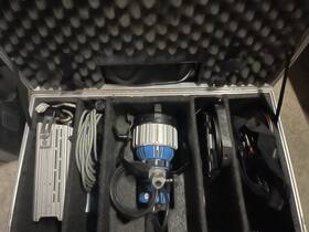 Arri 575/1200 Arrisun 12 Hmi Spot Effect Light Kit With Eb Ballast Case