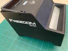 Chauvet 781462219376 Dj Freedom Rgbww Cyc Wireless Battery-operated Light