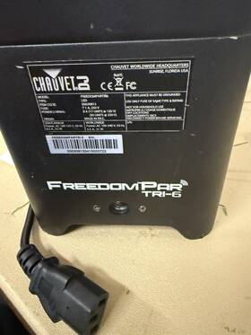 Chauvet Dj 613817128692 3 Freedom Par T6 Wireless Rechargeable Rgb Led Dmx Wash Up-lights