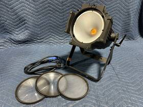 P-56ww Chauvet Professional P56ww Ovation Warm White Par Used