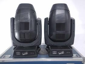 C1870-151 Clay Paky C61500 2 Scenius Moving Head Spotlights Hard Case
