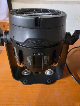 Sol001 Elation Professional Sol I Blinder Ip65 Rgblaw Led Modular Light