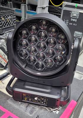 2595a1100-bu High End Systems Solapix 19 -used