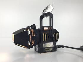 Ph-154b Ltm Pepper 100 Watt Fresnel Tungsten Light With Barndoor