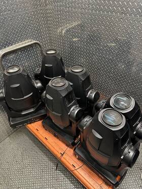 90240000hu Martin Six 6 Mac Quantum Profile Led Moving Head Bundle Used
