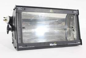 C1672-137 Martin Atomic Dmx-3000 Dmx 3000 Strobe Light
