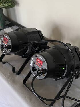 612740 Monoprice Lot Of 2 Par-575 Stage Light Rgbw Bright 8 Watt X 7 Led