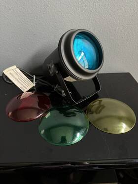 Mbk-1 Pinspot Portable Halogen Light Lamp With Color Lenses - Needs New Bulb 6v 30w