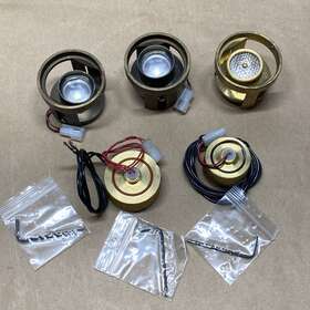 13881 Show Case Lighting 3 Module Lights # And 2 Drivers