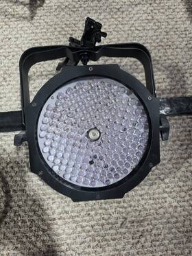 Zq01082 U King Adj Mega Go Par 64 Plus Flood Light